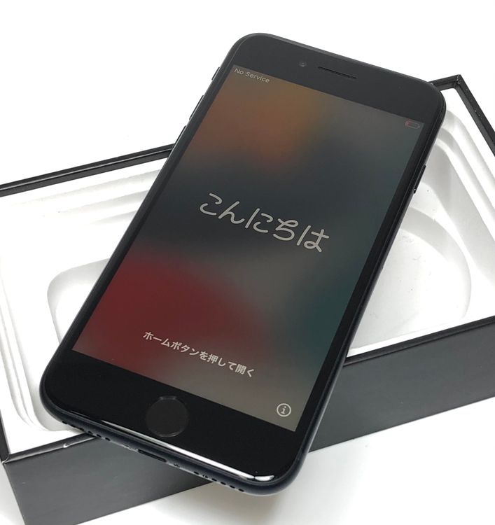 Apple iPhone7 128GB au MNCK2J/A バッテリー82%