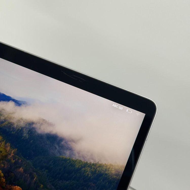 MacBook Pro (16-inch 2019)i932GB/512GB