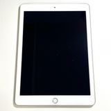 �����ʡ�iPad ��5���� 9.7����� 32GB Wifi+����顼
