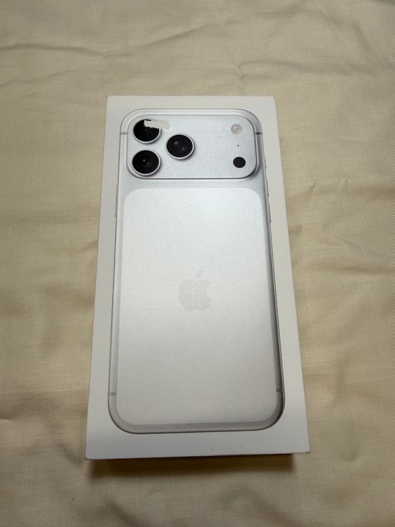 ����̤���� SIM�ե꡼ iPhone17 Pro Max 512GB����Ȣ�˥ơ��פˤ��������ͭ��