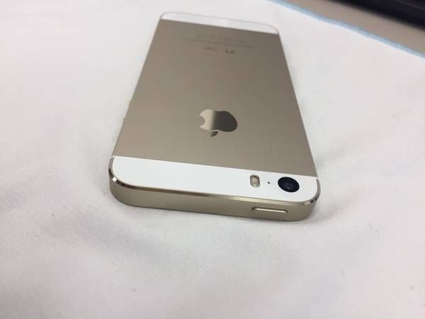 ムスビー Tg Iphone5s 16g B 美品 白ロム 中古本体 Iphone5s Au 4 330