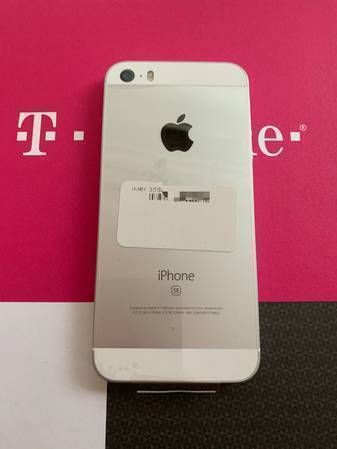 ムスビー｜iphone se 32gb シルバー A1662 シムフリー海外版新品未開封  