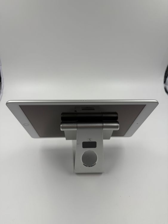 iPad 8 32GB Wi-Fi silver ֹM-87-5