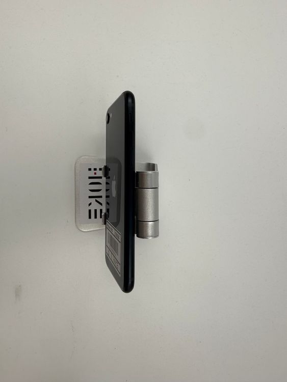 �ڽ����Хåƥ꡼�򴹺ѡ�iPhone SE��3��128GB�Хåƥ꡼100%�����ֹ�M-3842