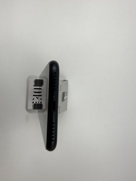 �ڽ����Хåƥ꡼�򴹺ѡ�iPhone SE��3����128GB�Хåƥ꡼100%�����ֹ�M-0022