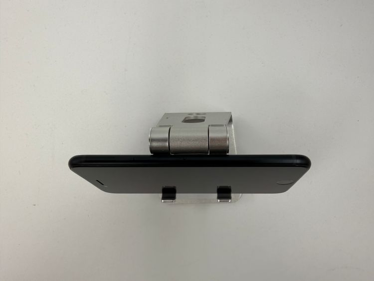 �ڽ����Хåƥ꡼�򴹺ѡ�iPhone SE ��3����128GB�Хåƥ꡼100%�����ֹ�M-0723