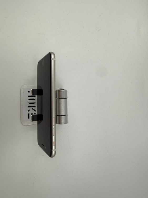 iPhone SE��3��128GB�Хåƥ꡼100%�����ֹ�M-4234