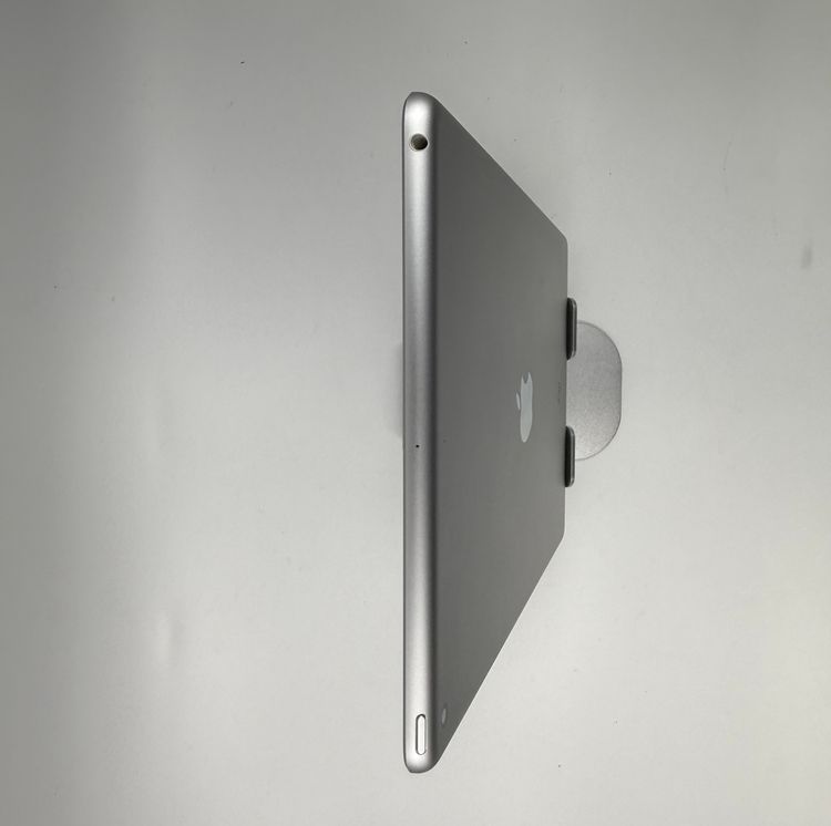 Apple IPAD ��8���� 32GB �Хåƥ꡼91%�����ֹ�M52-97