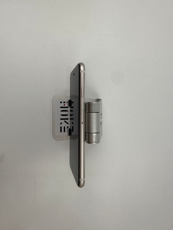 �ڽ����Хåƥ꡼�򴹺ѡ�iPhone SE��3��128GB�Хåƥ꡼100%�����ֹ�M-1045