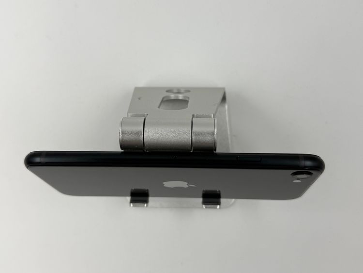 �ڽ����Хåƥ꡼�򴹺ѡ�iPhone SE ��3����128GB�Хåƥ꡼100%�����ֹ�M-1345