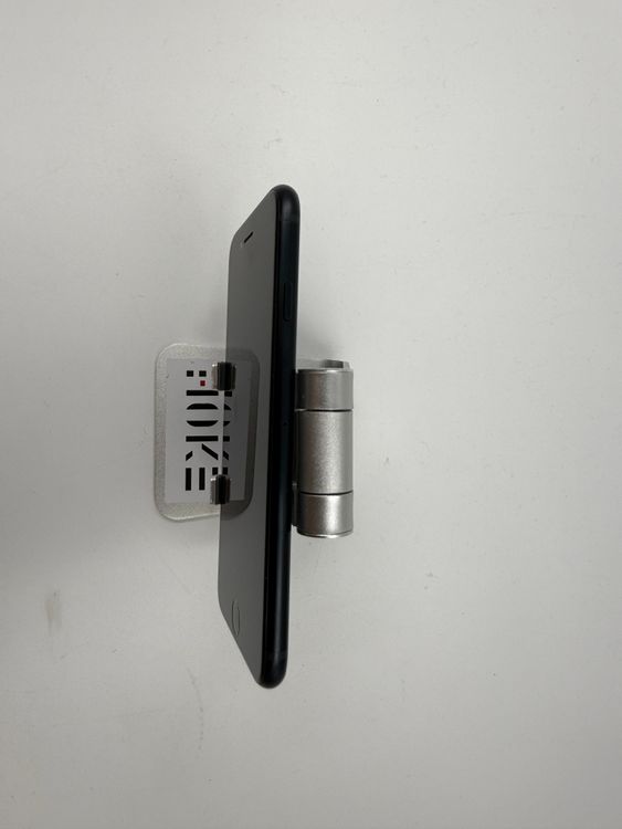 �ڽ����Хåƥ꡼�򴹺ѡ�iPhone SE��3����256GB�Хåƥ꡼100%�����ֹ�M-0023