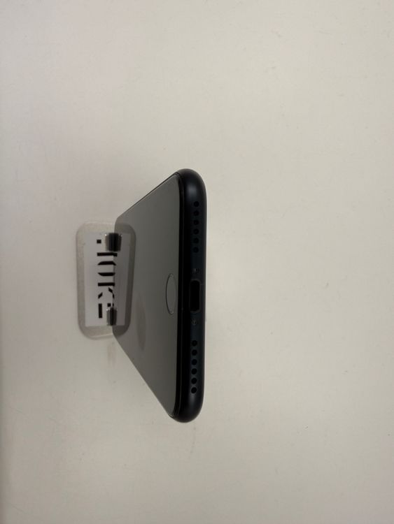 �ڽ����Хåƥ꡼�򴹺ѡ�iPhone SE��3����64GB�Хåƥ꡼100%�����ֹ�M-6396