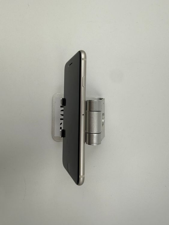 �ڽ����Хåƥ꡼�򴹺ѡ�iPhone SE��3����64GB�Хåƥ꡼100% �����ֹ�M-0163