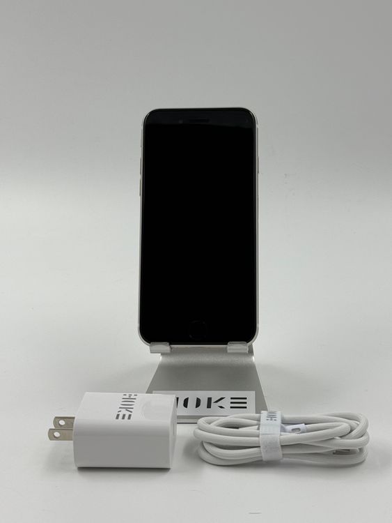 �ڽ����Хåƥ꡼�򴹺ѡ� iPhone SE��3��128GB�Хåƥ꡼100%�����ֹ�M-2001