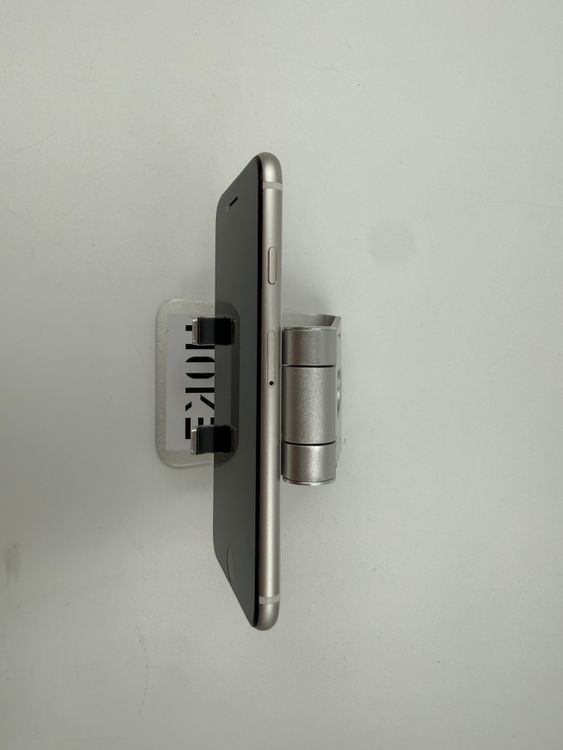 �ڽ����Хåƥ꡼�򴹺ѡ� iPhone SE��3��128GB�Хåƥ꡼100%�����ֹ�M-2048