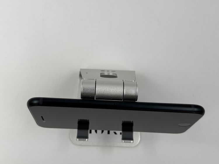 �ڽ����Хåƥ꡼�򴹺ѡ�iPhone SE ��3����128GB�Хåƥ꡼100%�����ֹ�M-1033