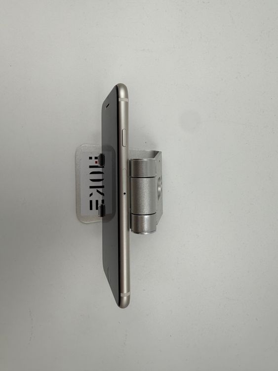 �ڽ����Хåƥ꡼�򴹺ѡ� iPhone SE��3��128GB�Хåƥ꡼100%�����ֹ�M-7558