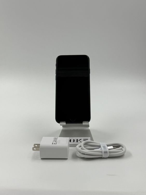 �ڽ����Хåƥ꡼�򴹺ѡ� iPhone SE��3��256GB�Хåƥ꡼100%�����ֹ�M-2047