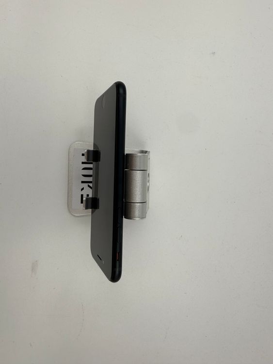 �ڽ����Хåƥ꡼�򴹺ѡ� iPhone SE��3��128GB�Хåƥ꡼100%�����ֹ�M-5550