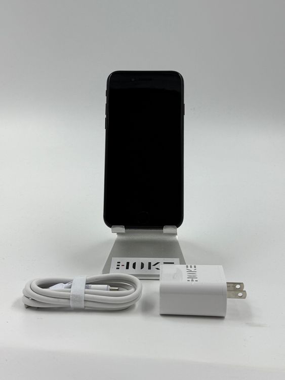 �ڽ����Хåƥ꡼�򴹺ѡ�iPhone SE��3��128GB�Хåƥ꡼100%�����ֹ�M-3842