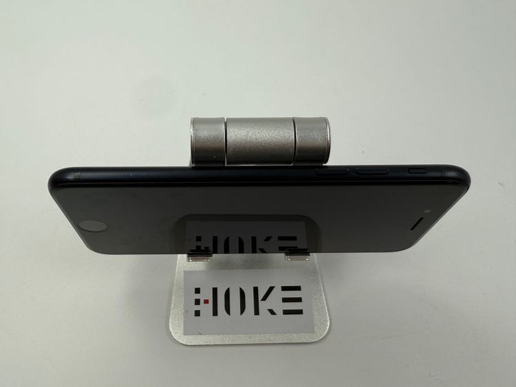 iPhone SE��3��128GB�Хåƥ꡼82%�����ֹ�M-1963