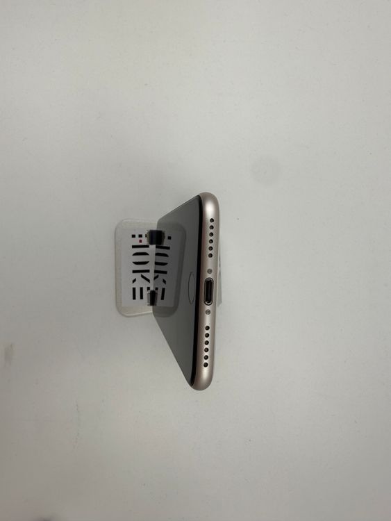 �ڽ����Хåƥ꡼�򴹺ѡ�iPhone SE��3��128GB�Хåƥ꡼100%�����ֹ�M-1045