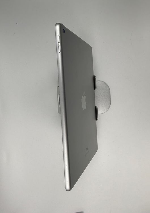 Apple IPAD ��8���� 32GB �Хåƥ꡼88%�����ֹ�M52-96