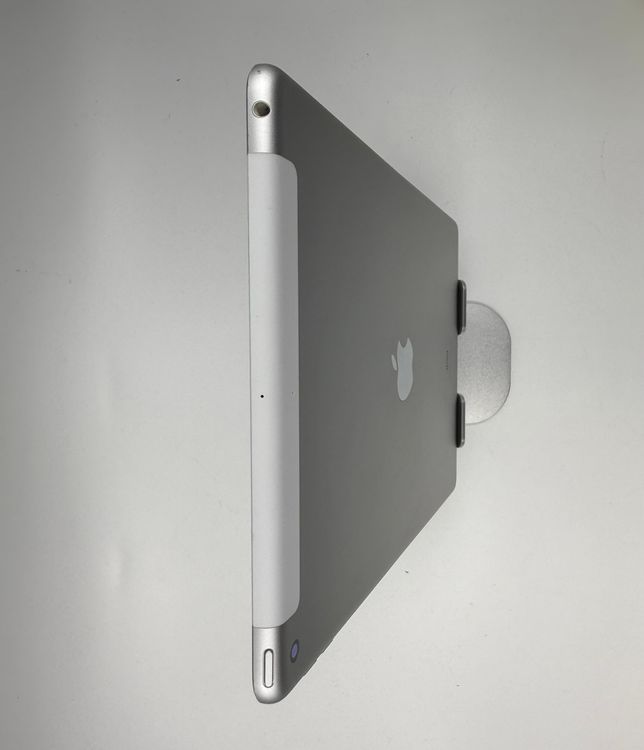 Apple IPAD ��7���� 32GB �Хåƥ꡼96%�����ֹ�M52-910
