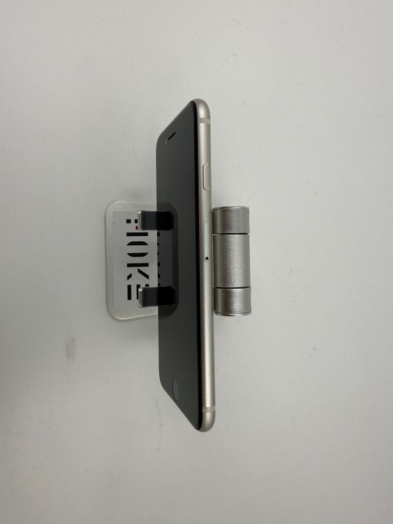 iPhone SE ��3����64GB�Хåƥ꡼100% �����ֹ�M-7298