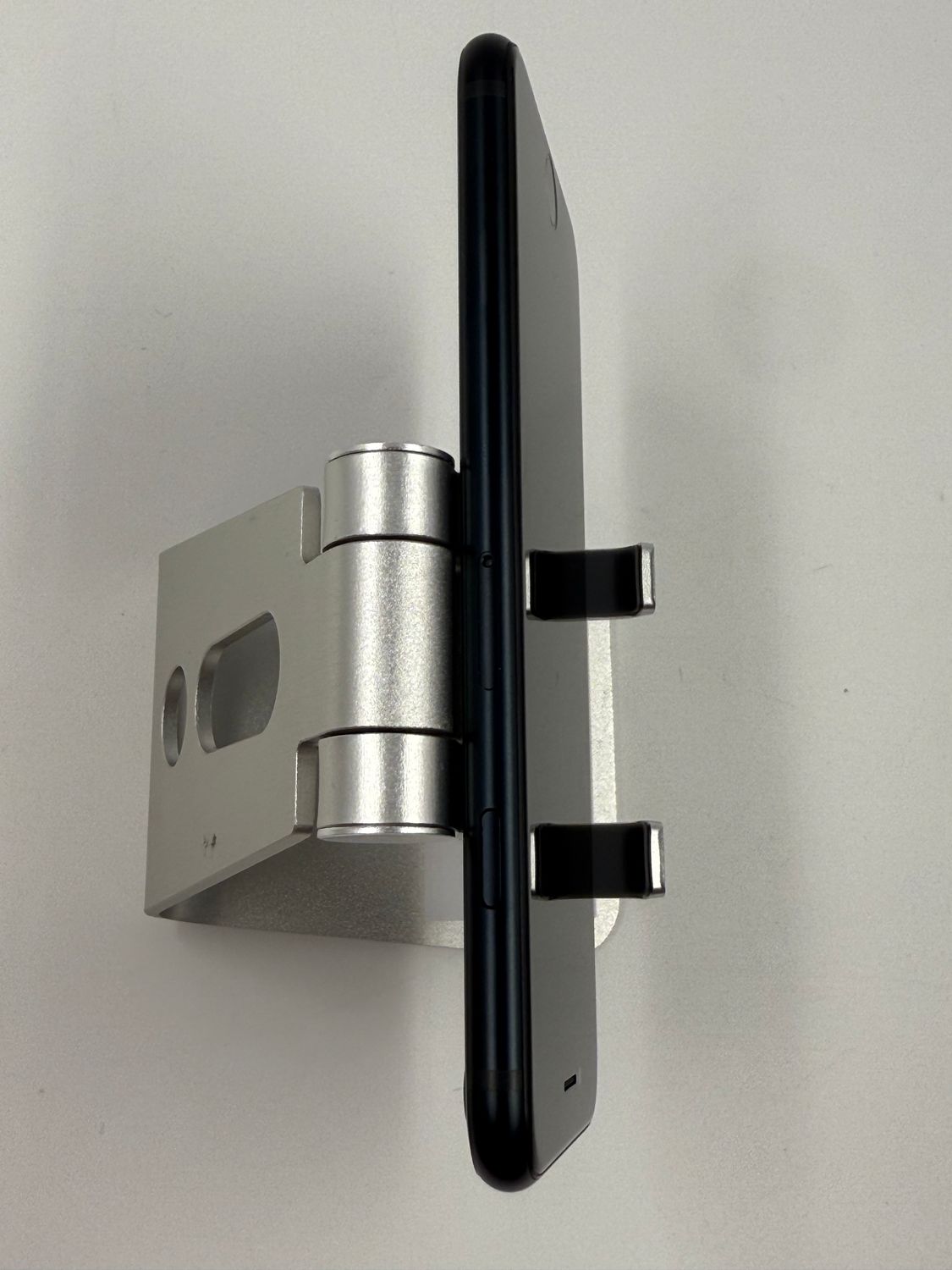 機種名...iPhone SE (第3世代) バッテリー最大容量···78％ iPhone SE（第3世代） 【未使用品】iPhone SE(第3世代) 64GB