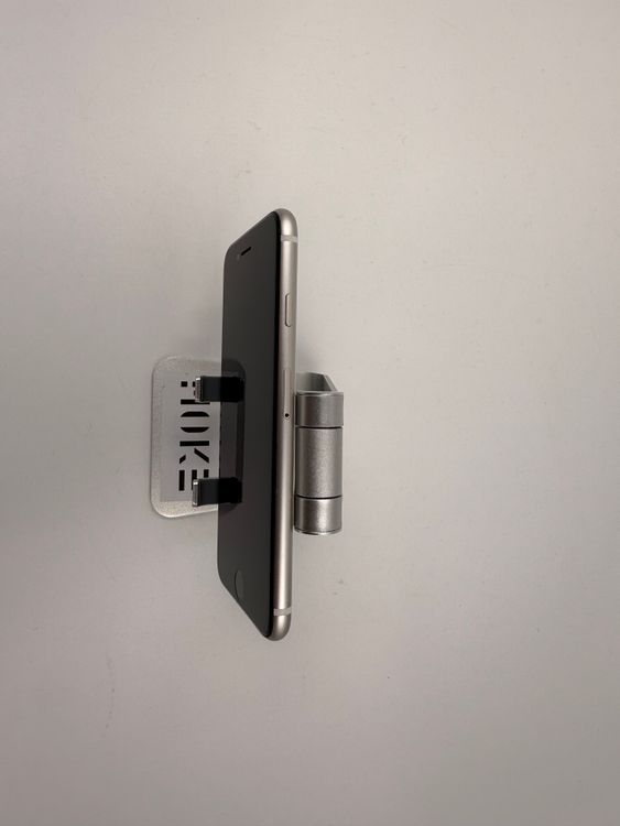 �ڽ����Хåƥ꡼�򴹺ѡ�iPhone SE��3����128GB�Хåƥ꡼100%�����ֹ�M-6382