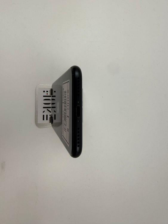 �ڽ����Хåƥ꡼�򴹺ѡ�iPhone SE��3��128GB�Хåƥ꡼100%�����ֹ�M-3842