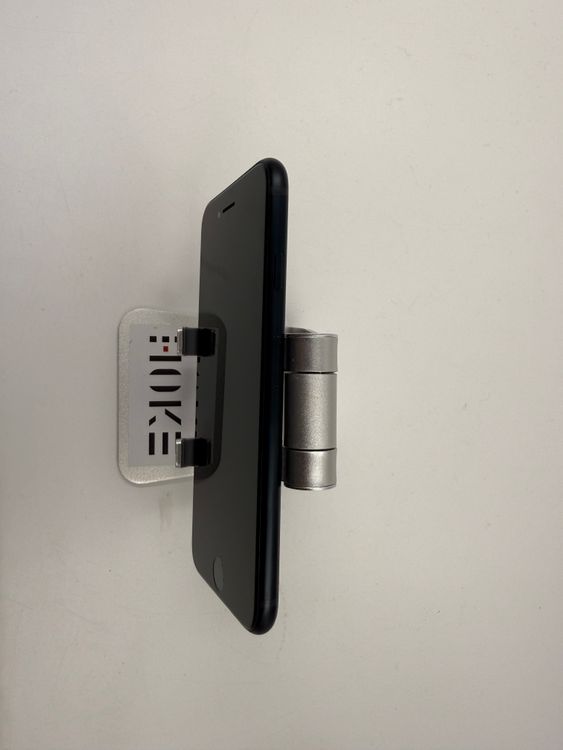 �ڽ����Хåƥ꡼�򴹺ѡ�iPhone SE��3����64GB�Хåƥ꡼100%�����ֹ�M-6396