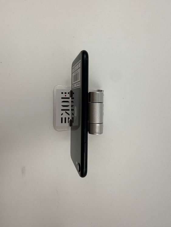 �ڽ����Хåƥ꡼�򴹺ѡ�iPhone SE��3��128GB�Хåƥ꡼100%�����ֹ�M-3842