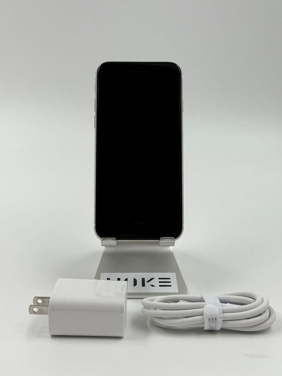 �ڽ����Хåƥ꡼�򴹺ѡ�iPhone SE��3��128GB�Хåƥ꡼100%�����ֹ�M-1045