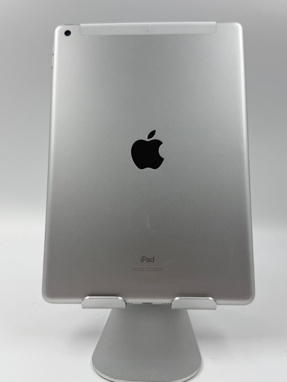 ムスビー｜Apple IPAD 第7世代 32GB バッテリー92%管理番号M6003【iPad