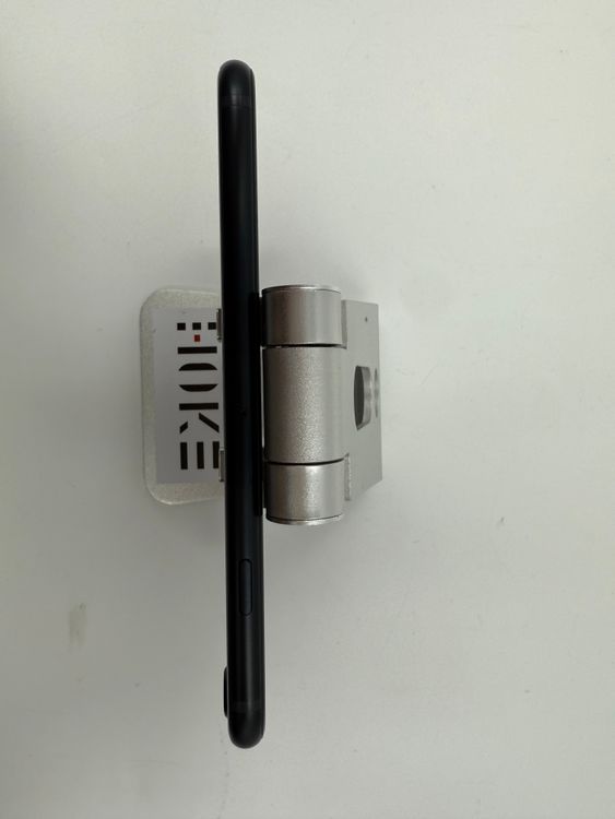 iPhone SE ��3����128GB�Хåƥ꡼100% �����ֹ�M- 5019