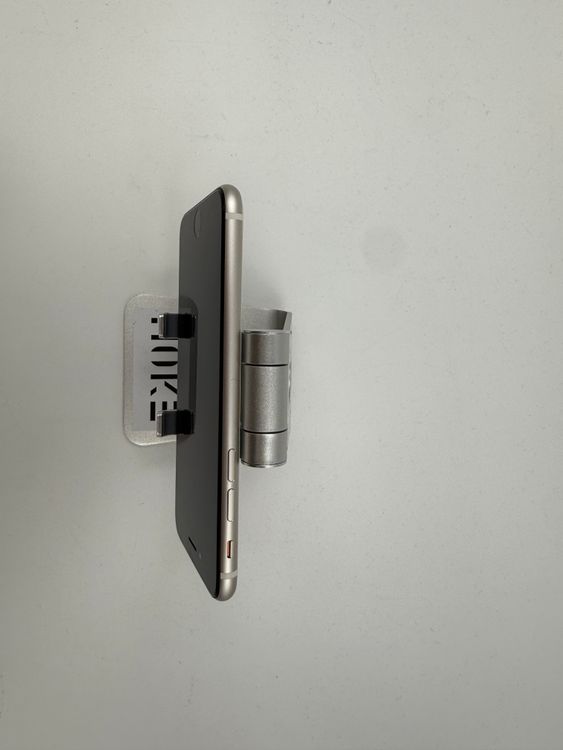 �ڽ����Хåƥ꡼�򴹺ѡ� iPhone SE��3��128GB�Хåƥ꡼100%�����ֹ�M-7558