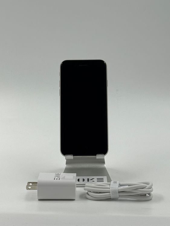 iPhone SE ��3����64GB�Хåƥ꡼82%�����ֹ�M-9468