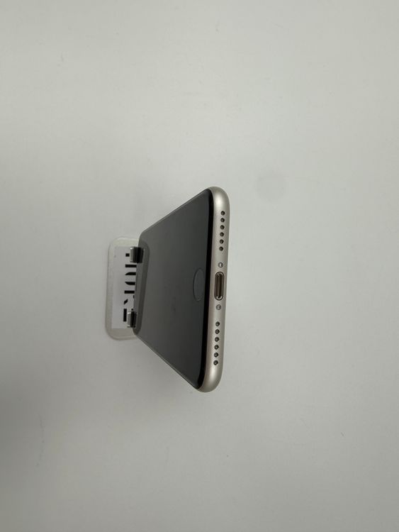 �ڽ����Хåƥ꡼�򴹺ѡ�iPhone SE��3����64GB�Хåƥ꡼100% �����ֹ�M-0163