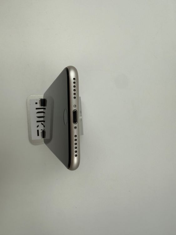 �ڽ����Хåƥ꡼�򴹺ѡ� iPhone SE��3��128GB�Хåƥ꡼100%�����ֹ�M-2001