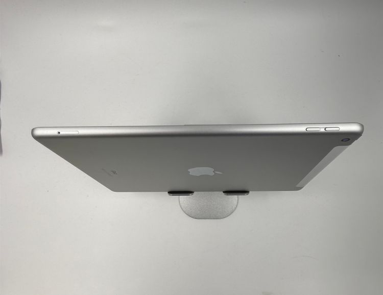 Apple IPAD ��7���� 32GB �Хåƥ꡼95%�����ֹ�M52-912