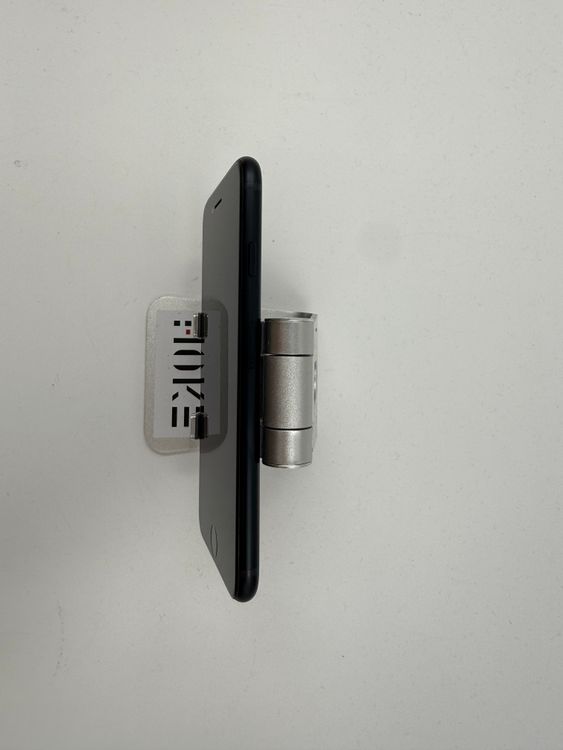 �ڽ����Хåƥ꡼�򴹺ѡ� iPhone SE��3��128GB�Хåƥ꡼100%�����ֹ�M-7222