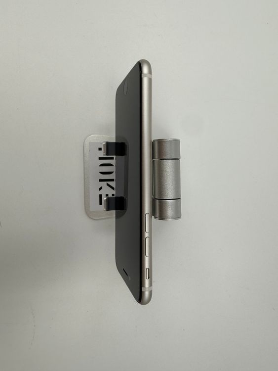 �ڽ����Хåƥ꡼�򴹺ѡ� iPhone SE��3��128GB�Хåƥ꡼100%�����ֹ�M-2000