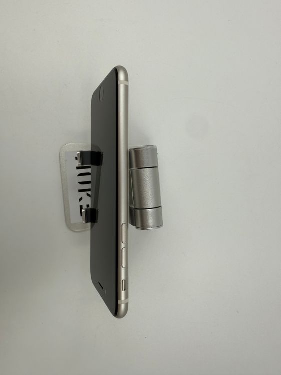 �ڽ����Хåƥ꡼�򴹺ѡ� iPhone SE��3��128GB�Хåƥ꡼100%�����ֹ�M-2004