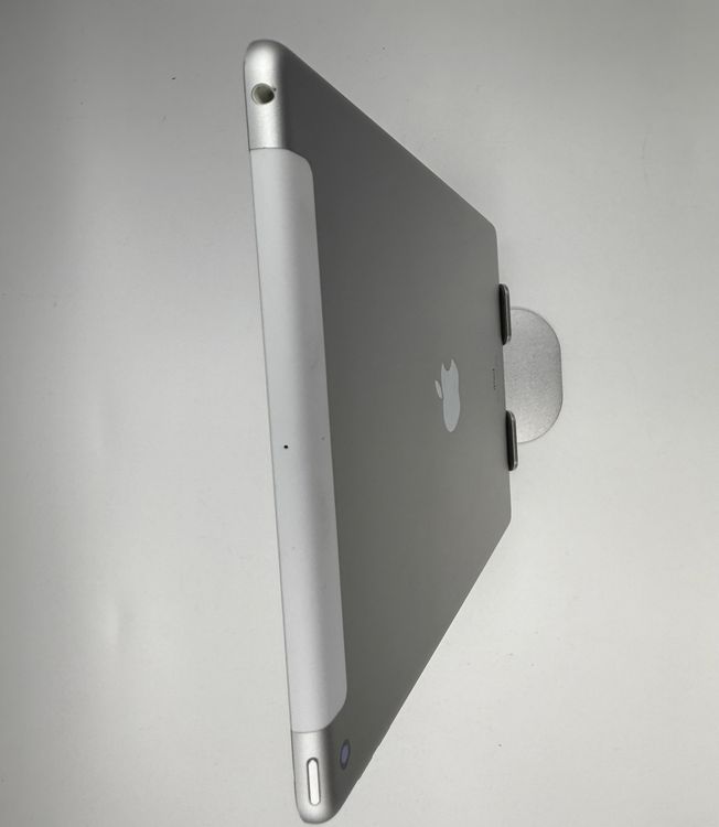 Apple IPAD ��7���� 32GB �Хåƥ꡼85%�����ֹ�M52-911