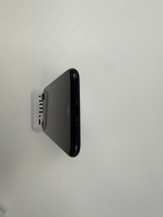 iPhone SE��3��128GB�Хåƥ꡼100%�����ֹ�M-4110