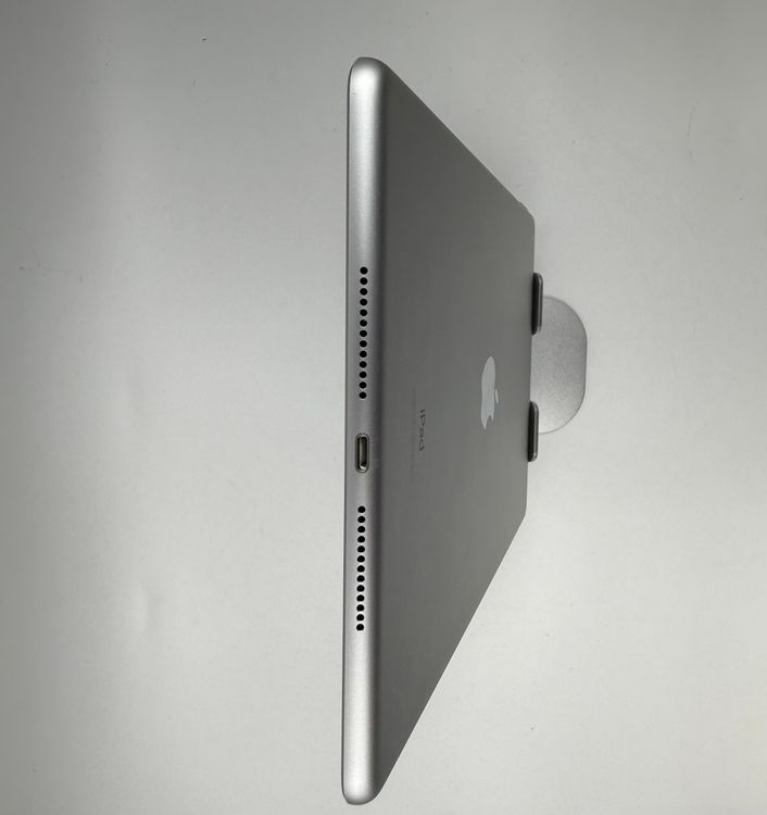 Apple IPAD ��8���� 32GB �Хåƥ꡼91%�����ֹ�M52-97