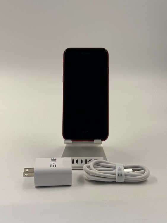 �ڽ����Хåƥ꡼�򴹺ѡ�iPhone SE��3����128GB�Хåƥ꡼100%�����ֹ�M-6398