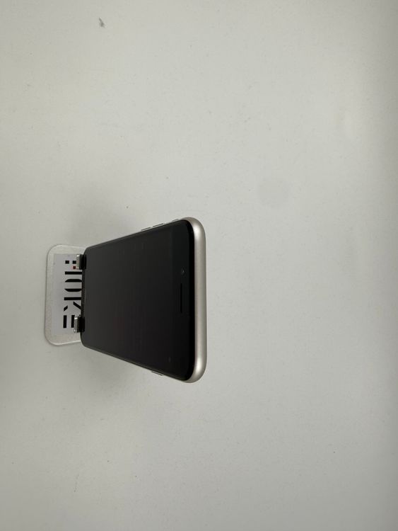 iPhone SE��3��128GB�Хåƥ꡼100%�����ֹ�M-4234